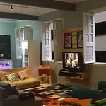 Lingua Solta Hostel - Albergue